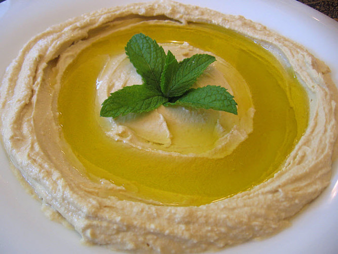 How to Make Palestinian Hummus | Go Palestine